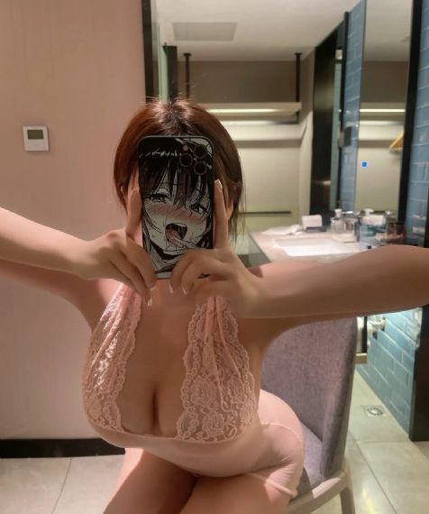 丝袜美腿日韩中文在线_爱奇艺VIP神马影院手机在线